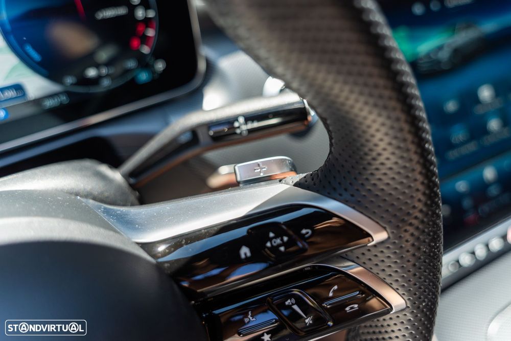 Mercedes-Benz C 300 e AMG Line - 28