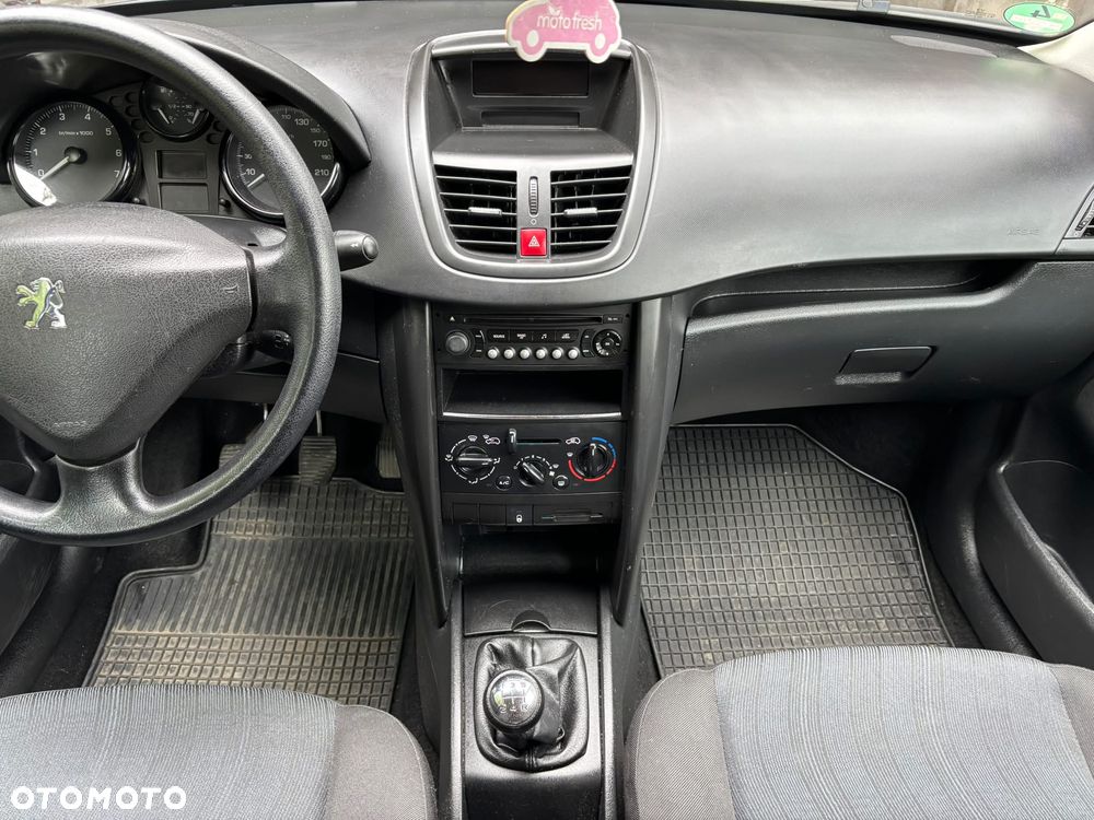 Peugeot 207 1.4 Presence - 20