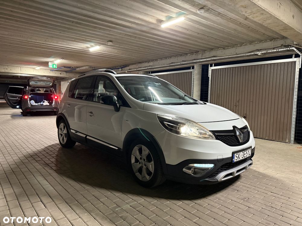 Renault Scenic Energy dCi 130 Euro 6 S&S Xmod Bose Edition - 22