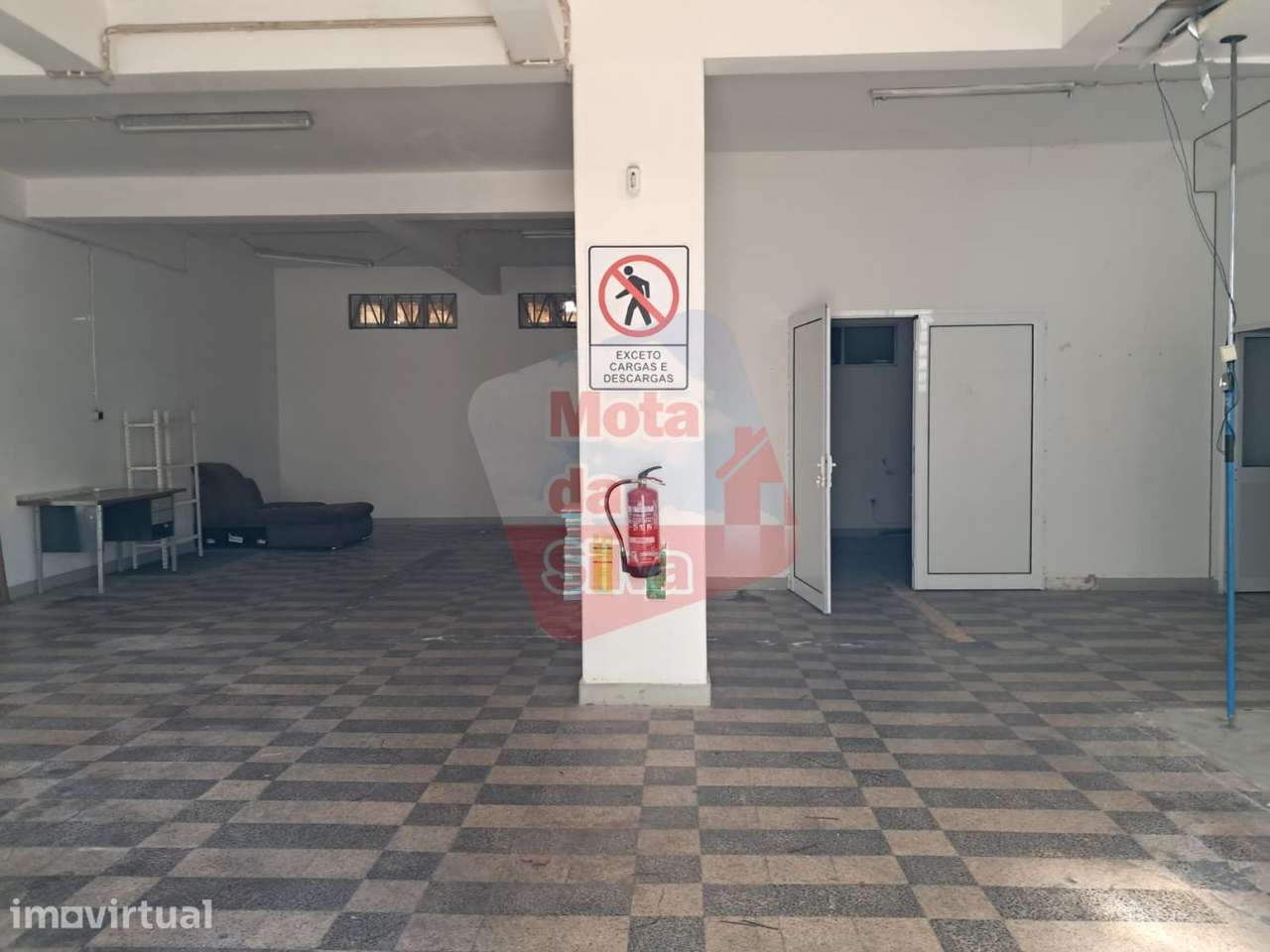 Excelente Armazem na Cova da Piedade Almada - Grande imagem: 5/13