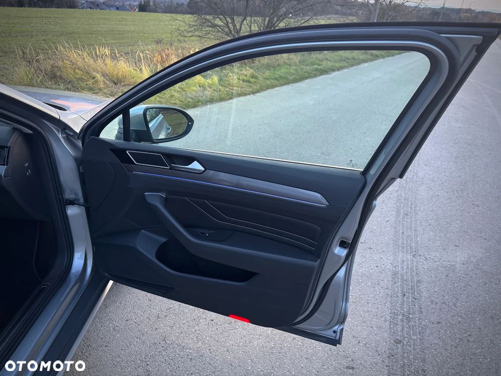 Volkswagen Passat Alltrack - 24