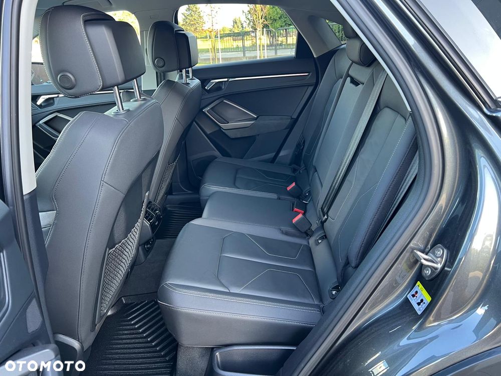 Audi Q3 40 TDI Quattro S Line S tronic - 30