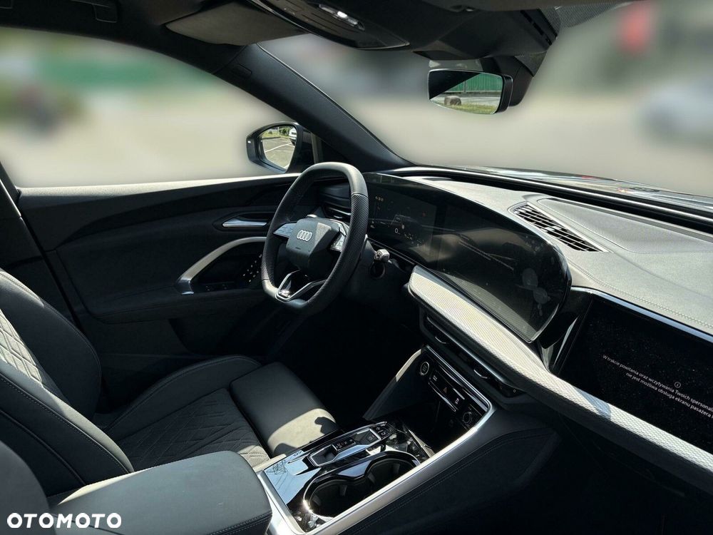 Audi Q5 Sportback - 12