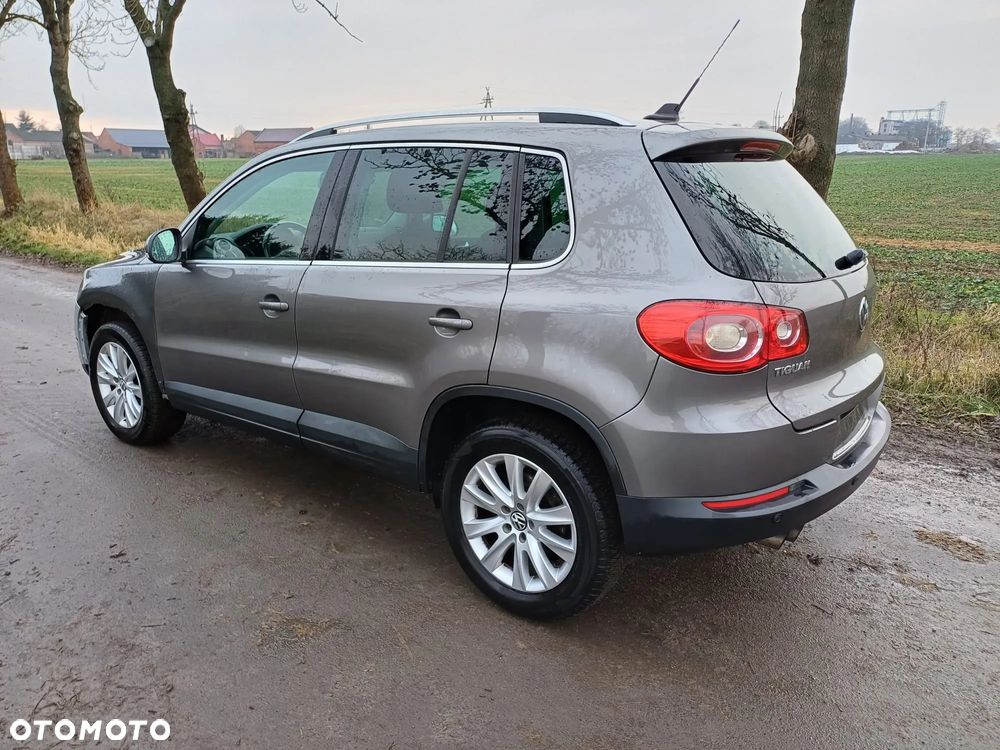 Volkswagen Tiguan 2.0 TDI DPF BlueMotion Technology Trend & Fun - 2