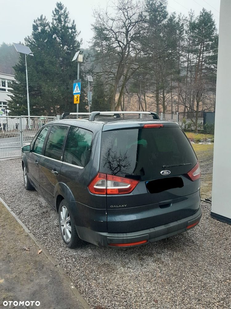 Ford Galaxy - 4