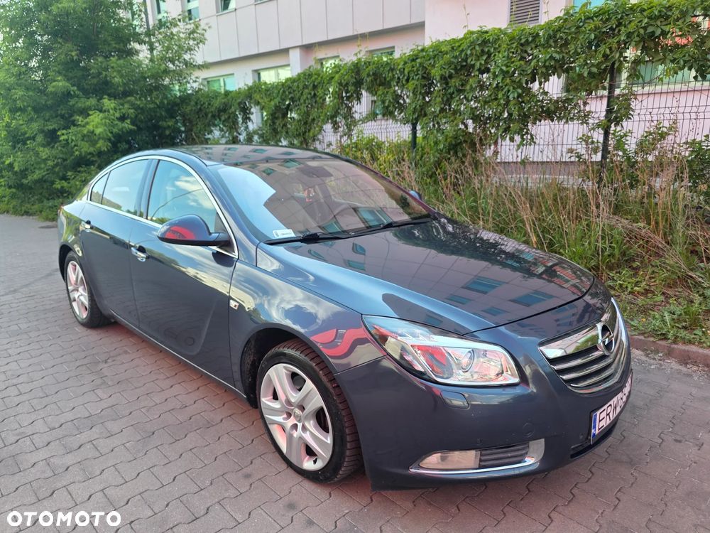 Opel Insignia 2.0 Turbo Cosmo - 1