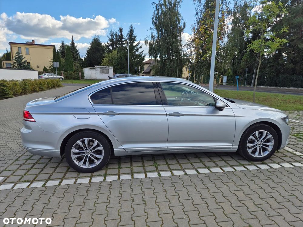 Volkswagen Passat 2.0 TDI SCR Comfortline DSG - 8