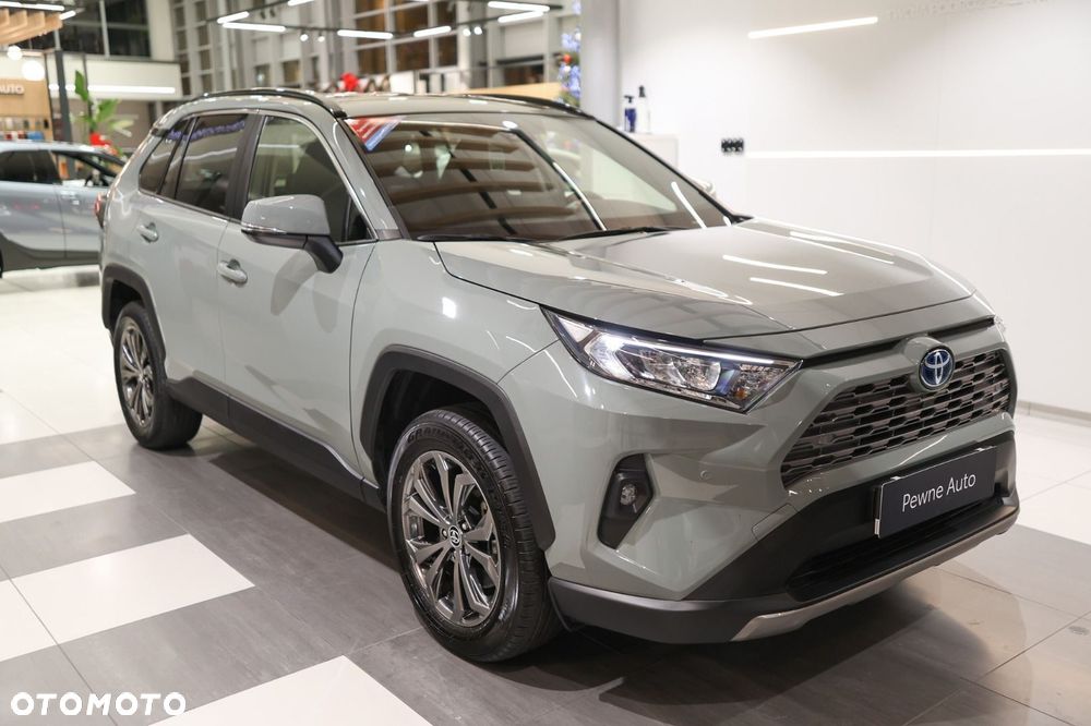Toyota RAV4 - 4