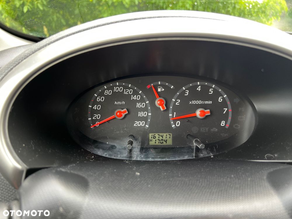 Nissan Micra - 7