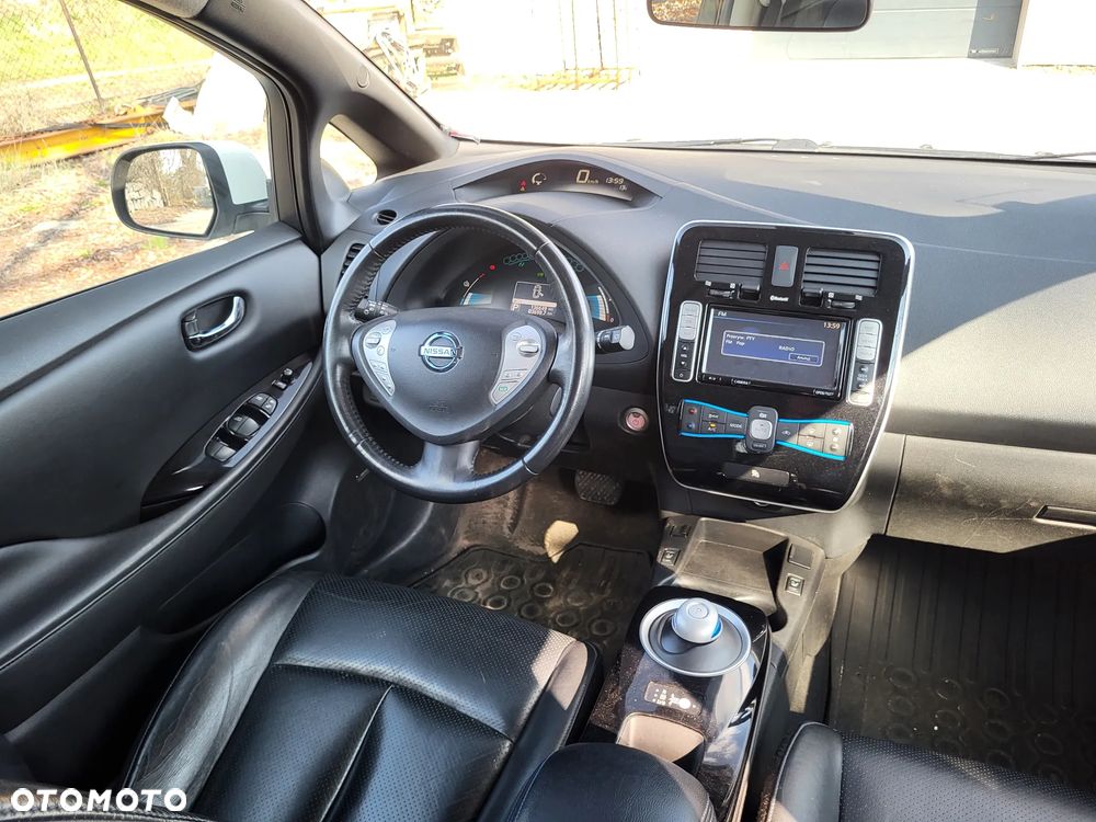 Nissan Leaf 30 kWh (mit Batterie) Tekna - 9