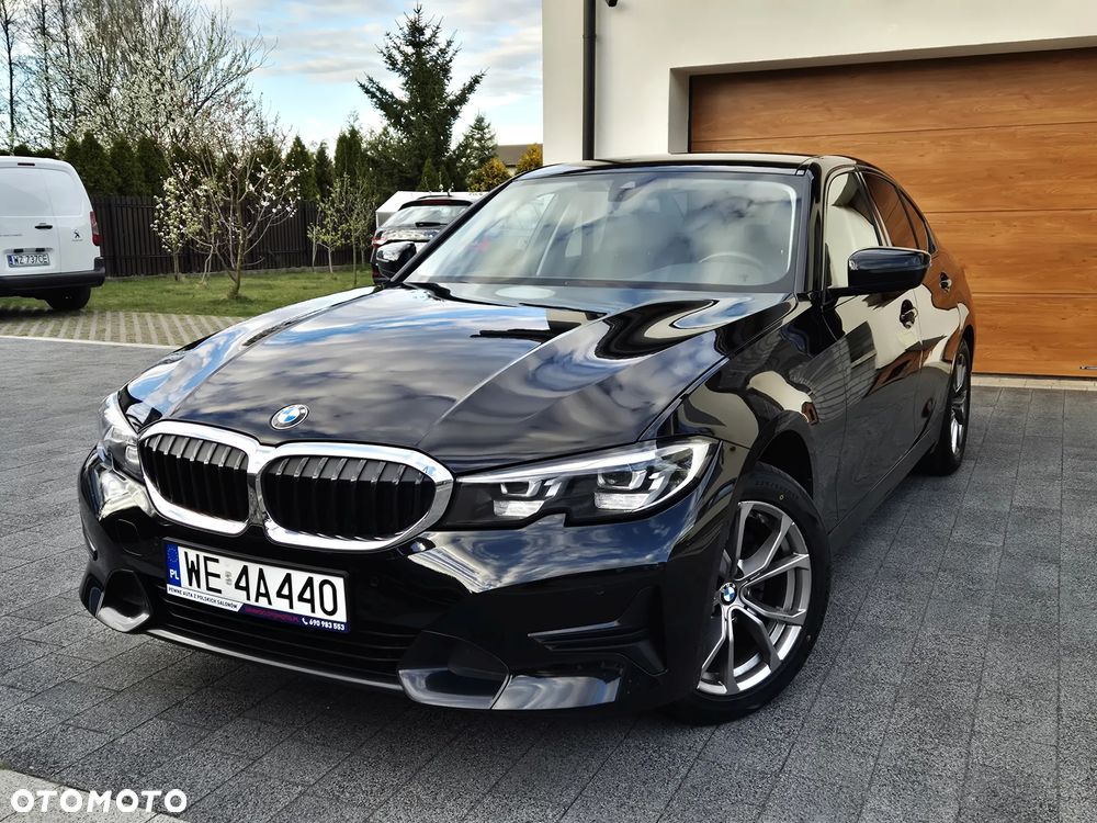 BMW Seria 3 320i Sport Line - 3