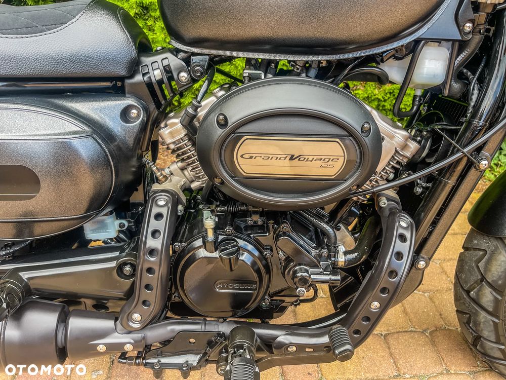 Hyosung GV - 10