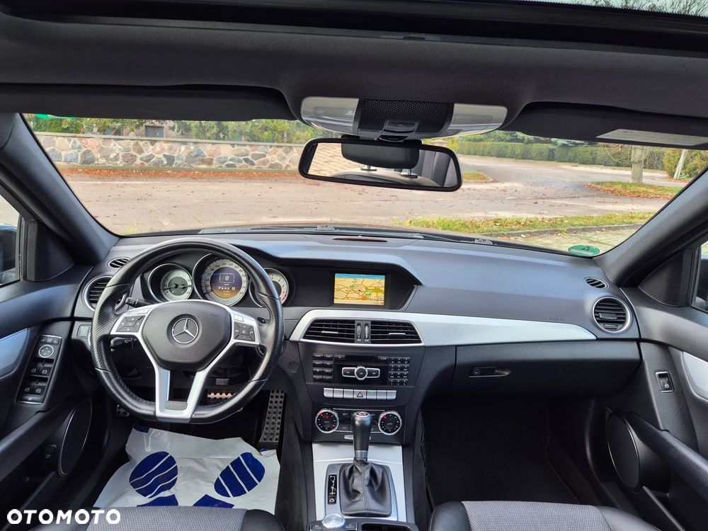 Mercedes-Benz Klasa C 180 BlueEFFICIENCY 7G-TRONIC Avantgarde - 30