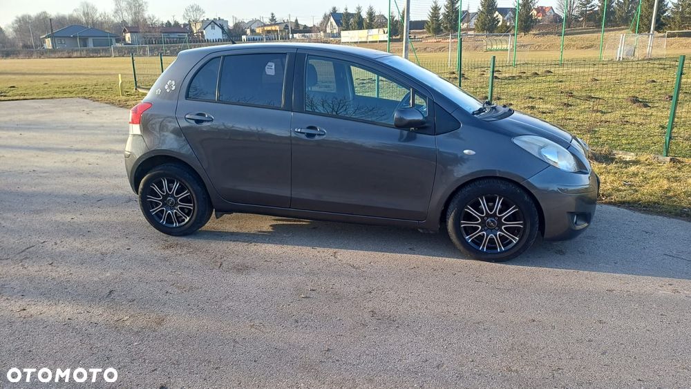 Toyota Yaris 1.33 2010 - 7