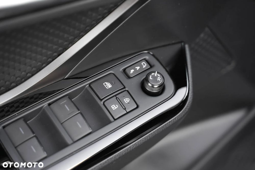 Toyota C-HR - 18