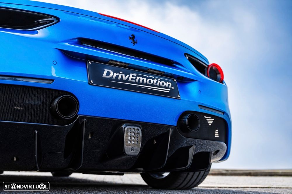 Ferrari 488 - 17