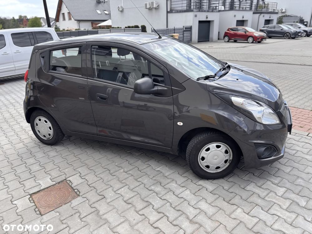 Chevrolet Spark 1.0 LS+ Design - 2