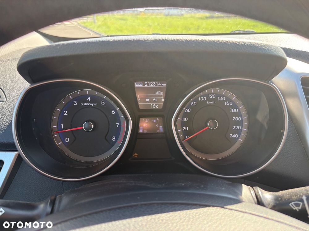 Hyundai i30 - 19