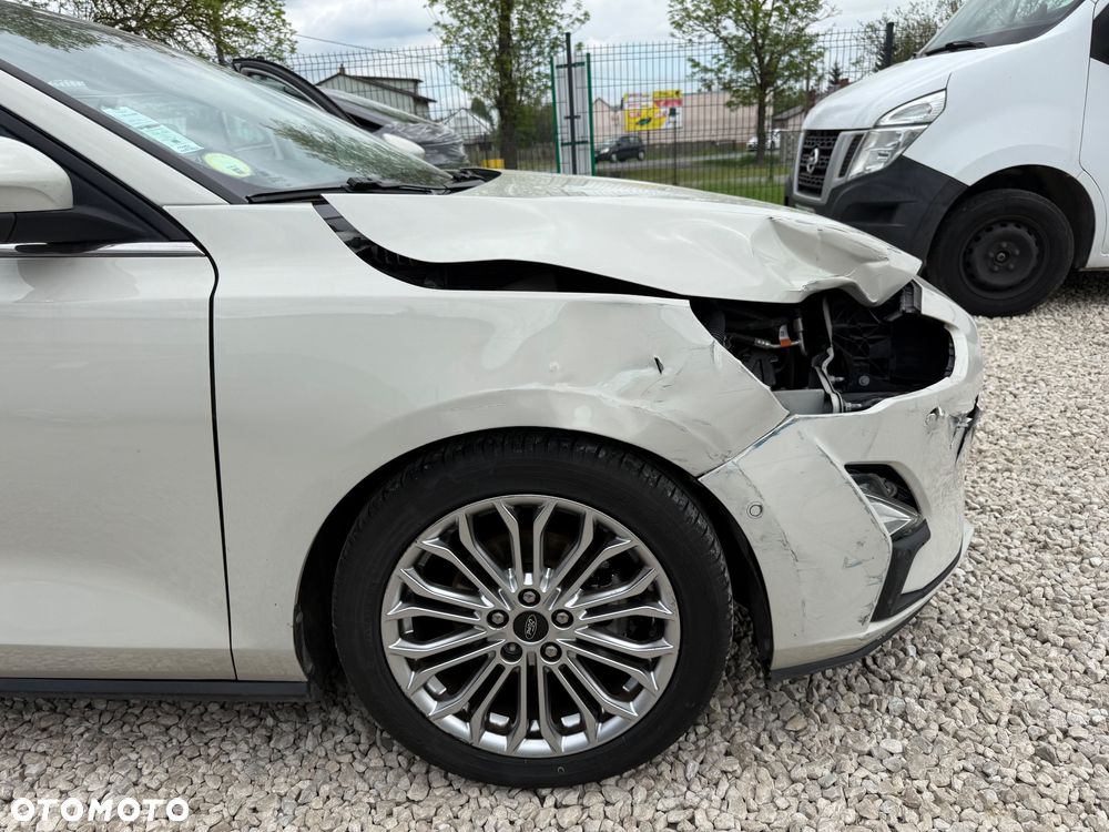 Ford Focus - 27