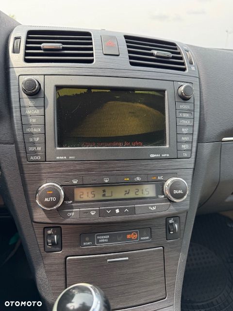 Toyota Avensis 2.2 D-CAT Premium - 9