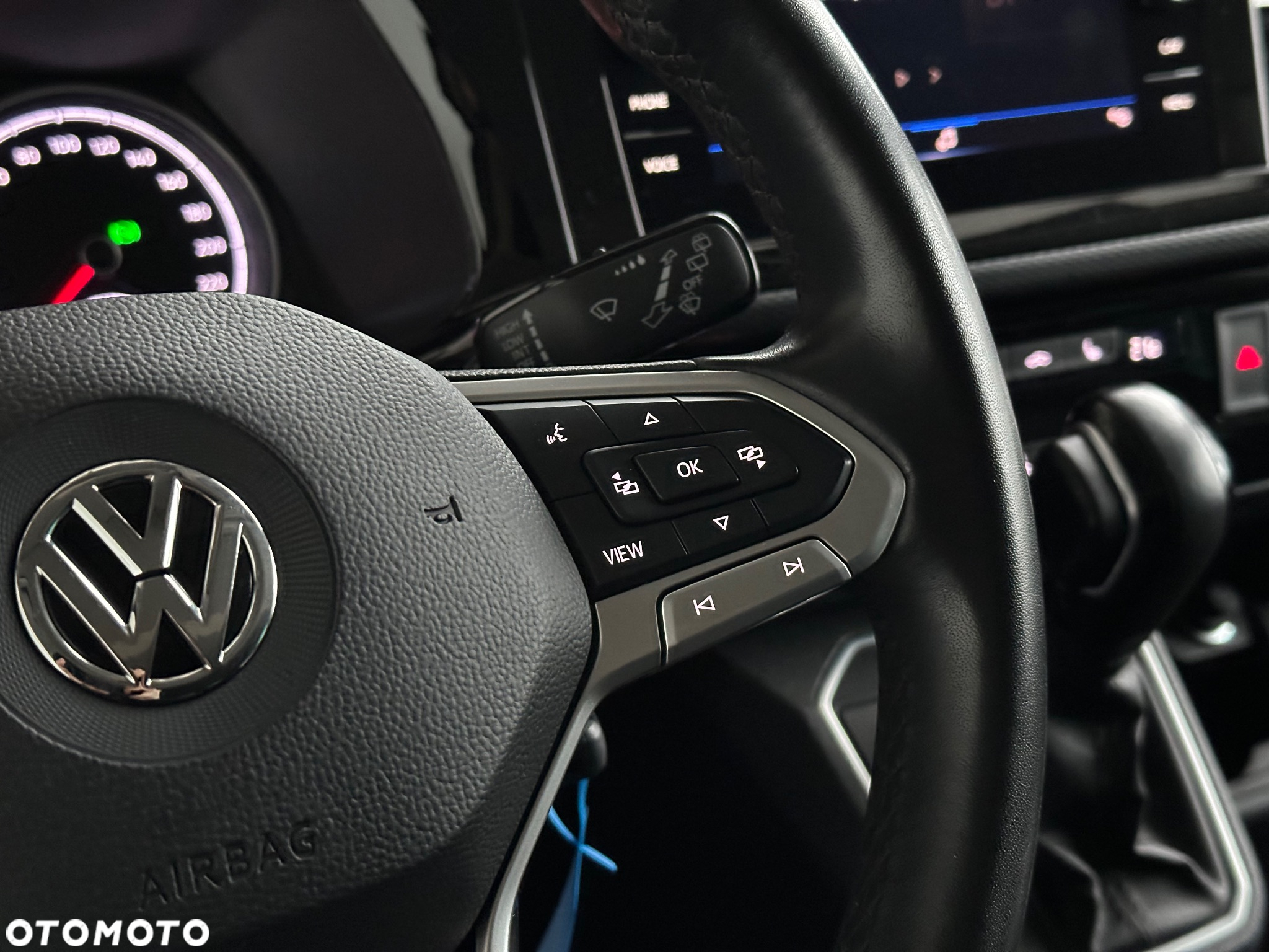 Volkswagen Multivan 2.0 TDI L1 Generation SIX DSG - 29