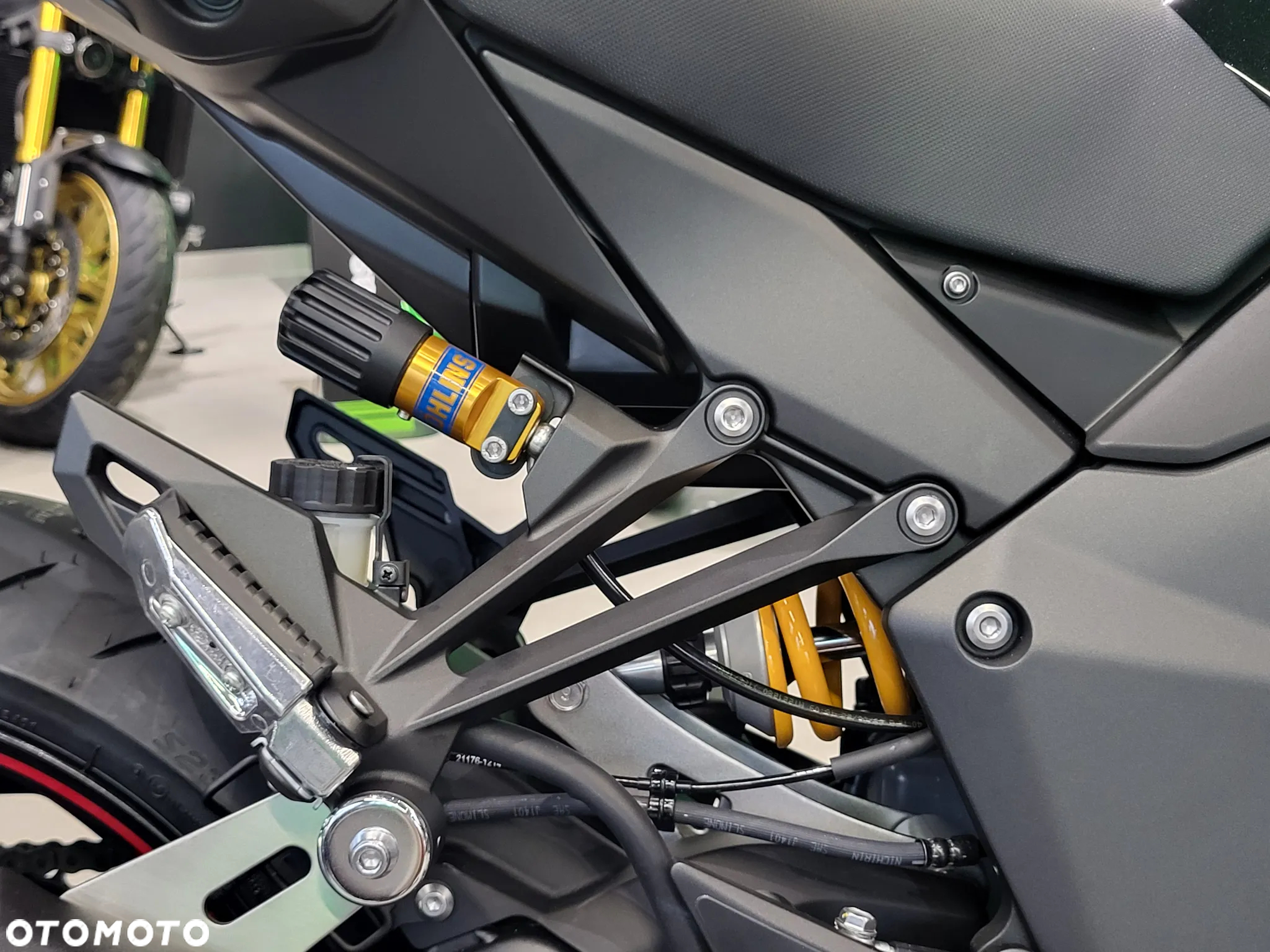 Kawasaki Ninja - 7