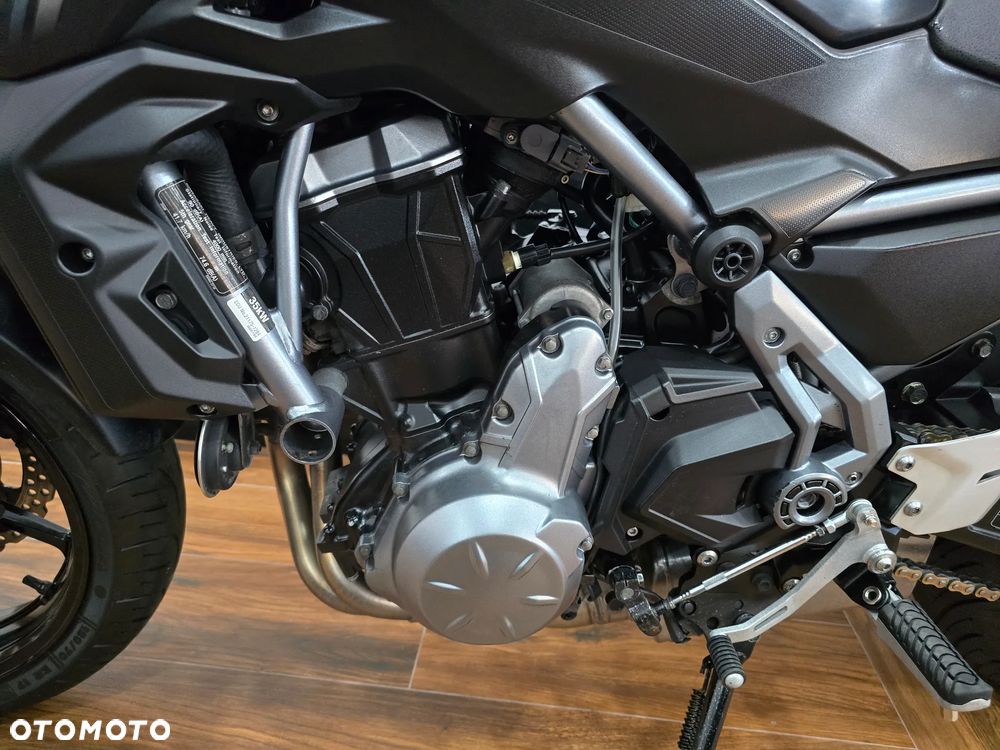 Kawasaki Z 650 - 11