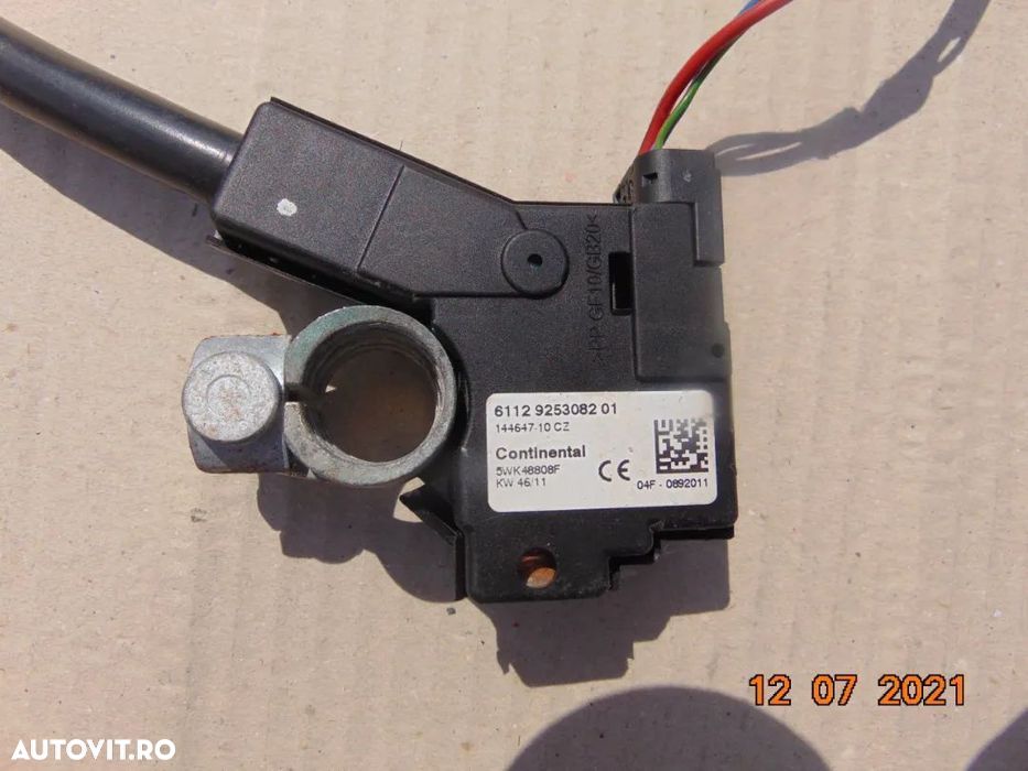 Borna minus bmw f10 f11 dezmembrez bmw f1 f10 2.0 - 3