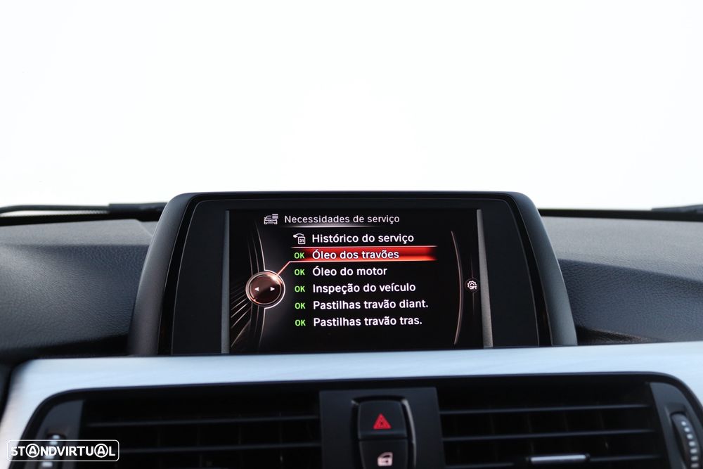 BMW 318 d Touring xDrive Line Sport - 39
