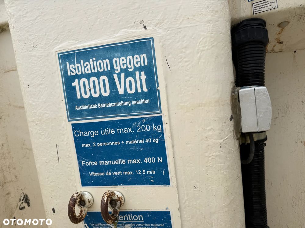 Mercedes-Benz VARIO 815D 17 M - 9