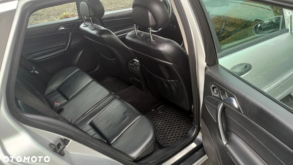 Mercedes-Benz Klasa C 200 T CDI Automatik Classic - 11