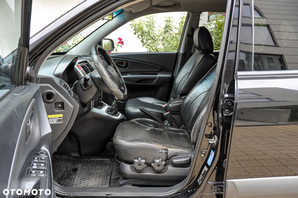 Hyundai Tucson 2.0 CRDi VGT 2WD GLS - 7