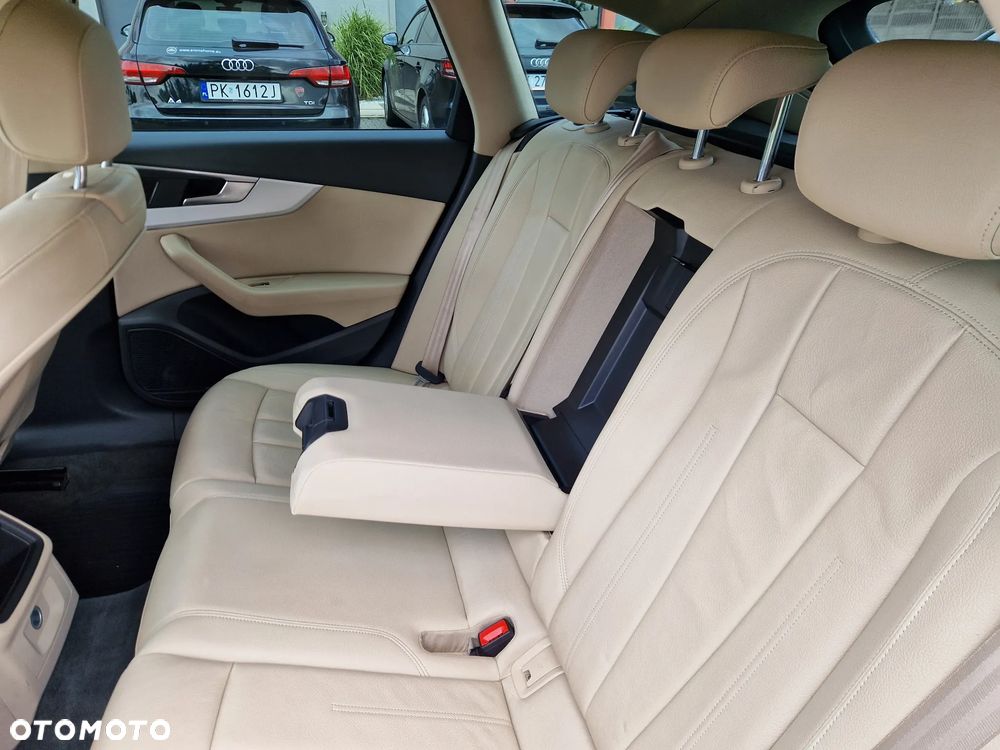 Audi A4 - 16