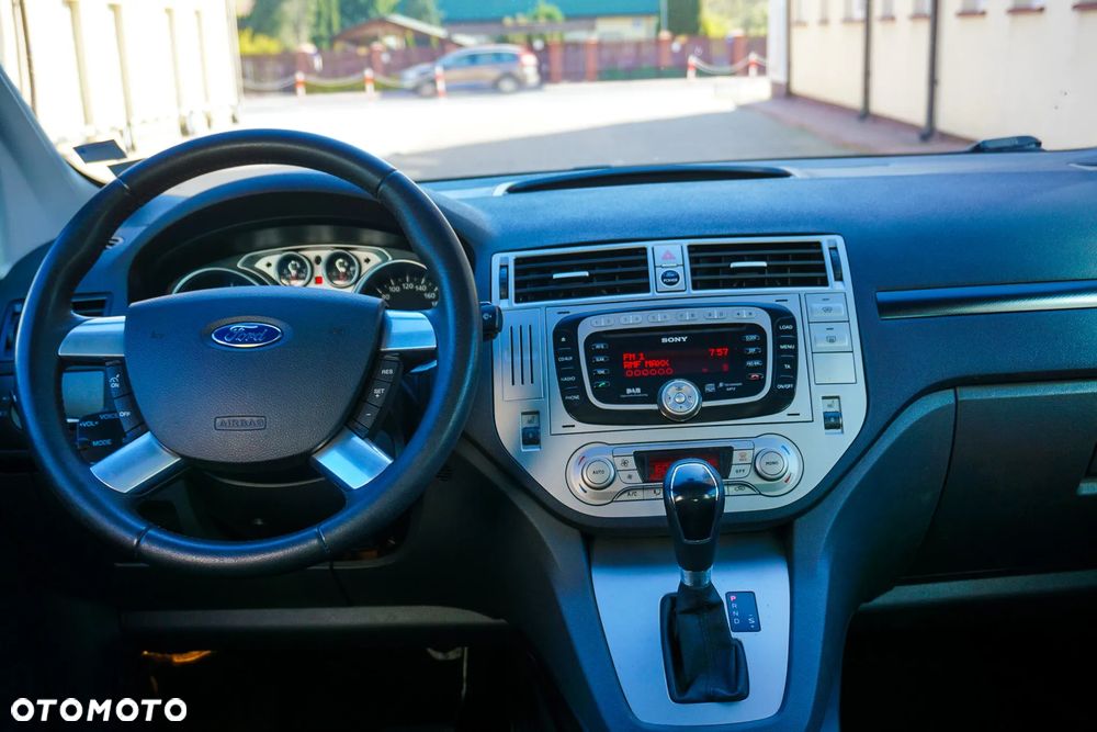 Ford Kuga 2.5 4x4 Titanium - 7