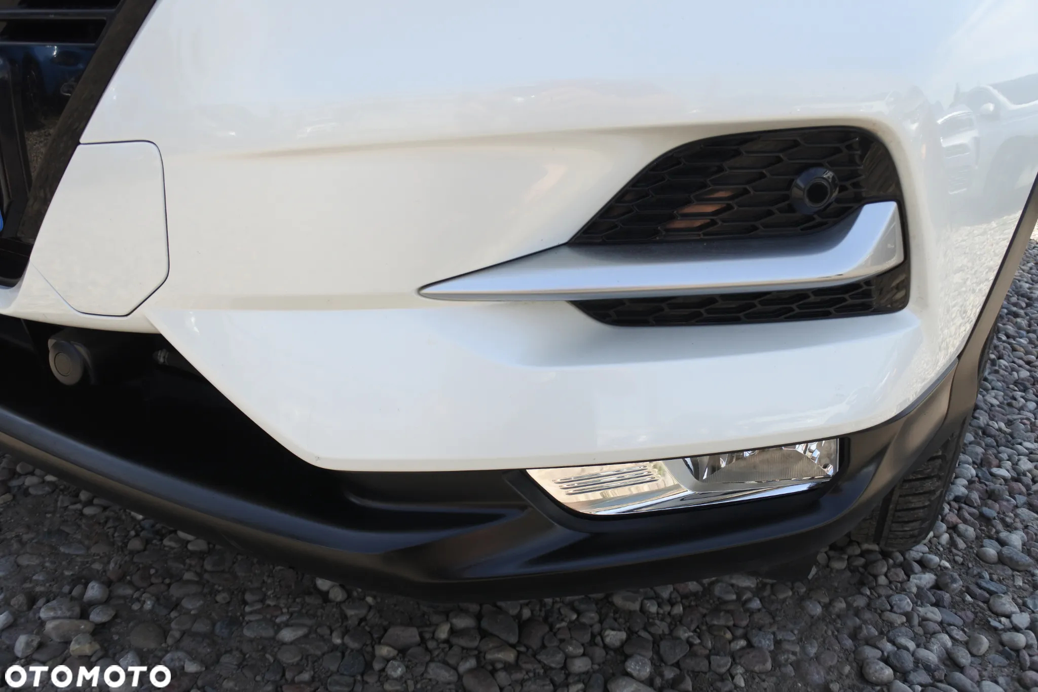 Nissan Qashqai 1.2 DIG-T Xtronic TEKNA - 28