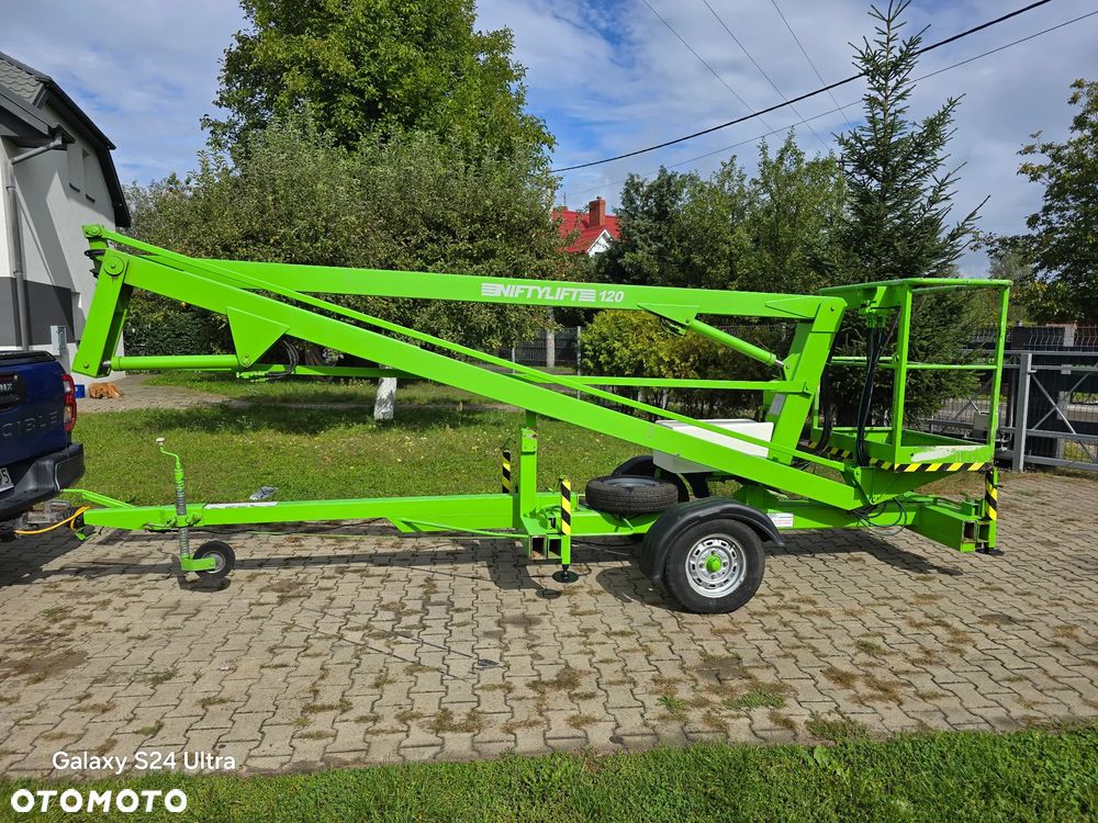 Nifty Niftylift 120 podnośnik koszowy na przyczepie 12 metrów elektryczny oryginalny//Świetnie Utrzymany//Garażowany // Pracował w placówce medycznej // Nie zużyty// Cherry picker// Boom lift// Access platform// Zwyżka// Platforma robocza// podest ruchomy// - 14