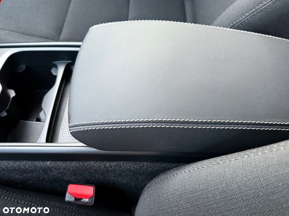 Volvo XC 40 T2 Momentum Core - 24