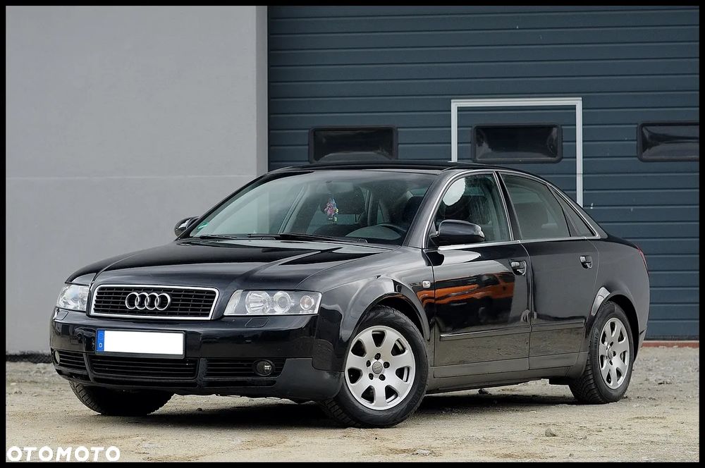 Audi A4 Limousine - 2