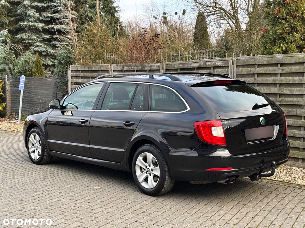 Skoda Superb 2.0 TDI DSG Exclusive - 5