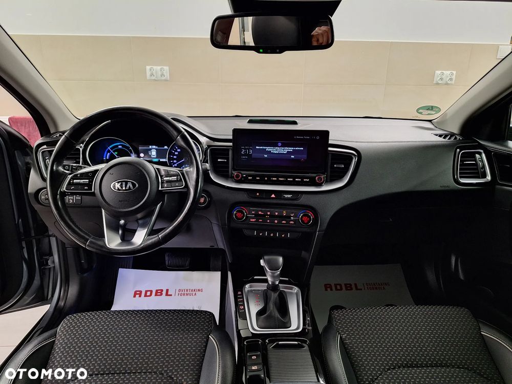 Kia XCeed 1.6 GDI PHEV Business Line DCT - 25