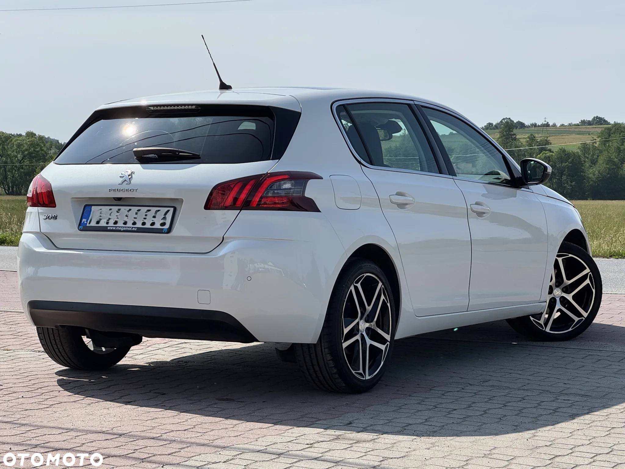 Peugeot 308 1.2 PureTech Active S&S - 4