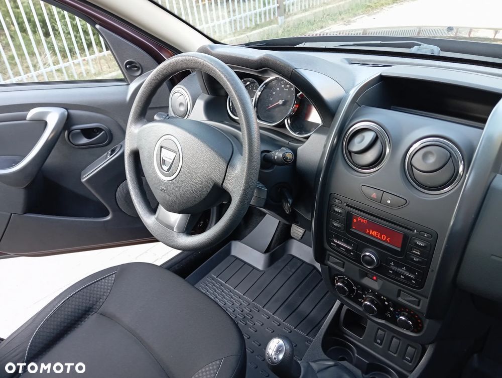 Dacia Duster 1.6 SCe Laureate S&S - 5