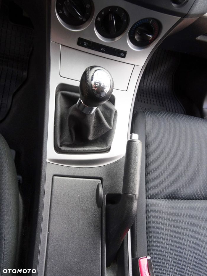 Mazda 3 1.6 Active - 22