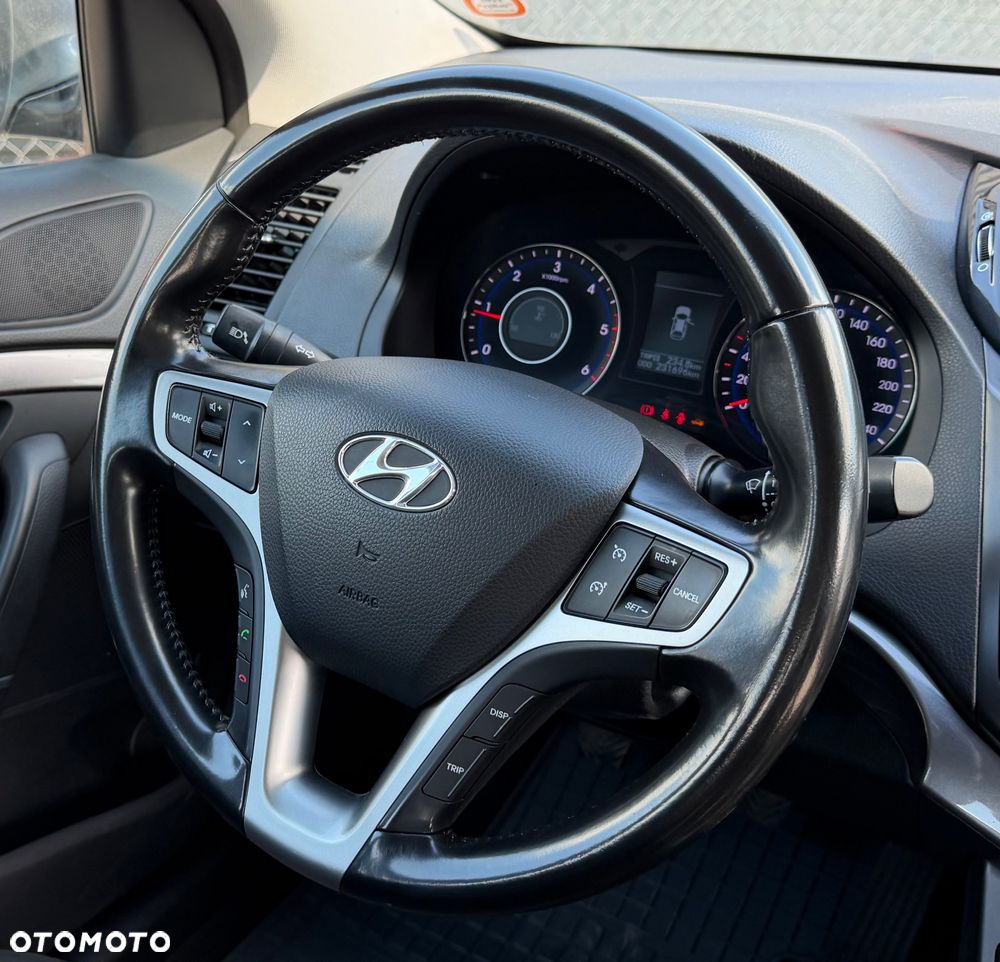 Hyundai i40 - 19