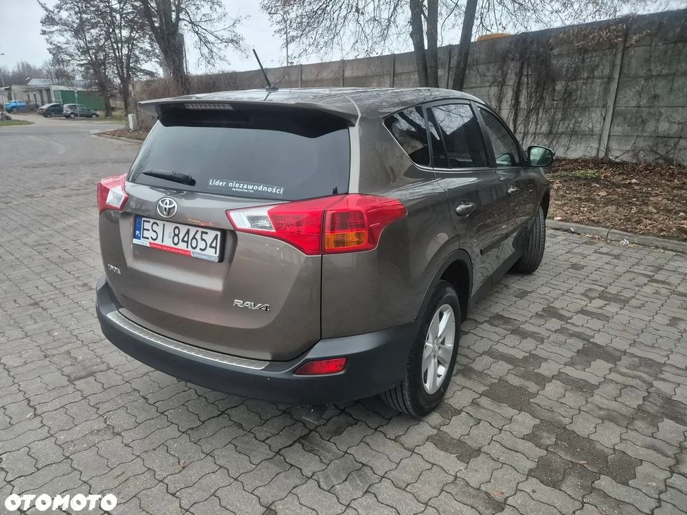 Toyota RAV4 2.0 D-4D Active - 3