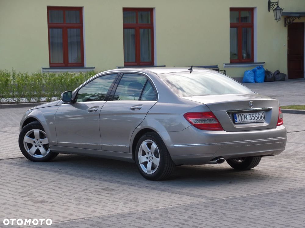 Mercedes-Benz Klasa C 220 CDI Elegance - 14