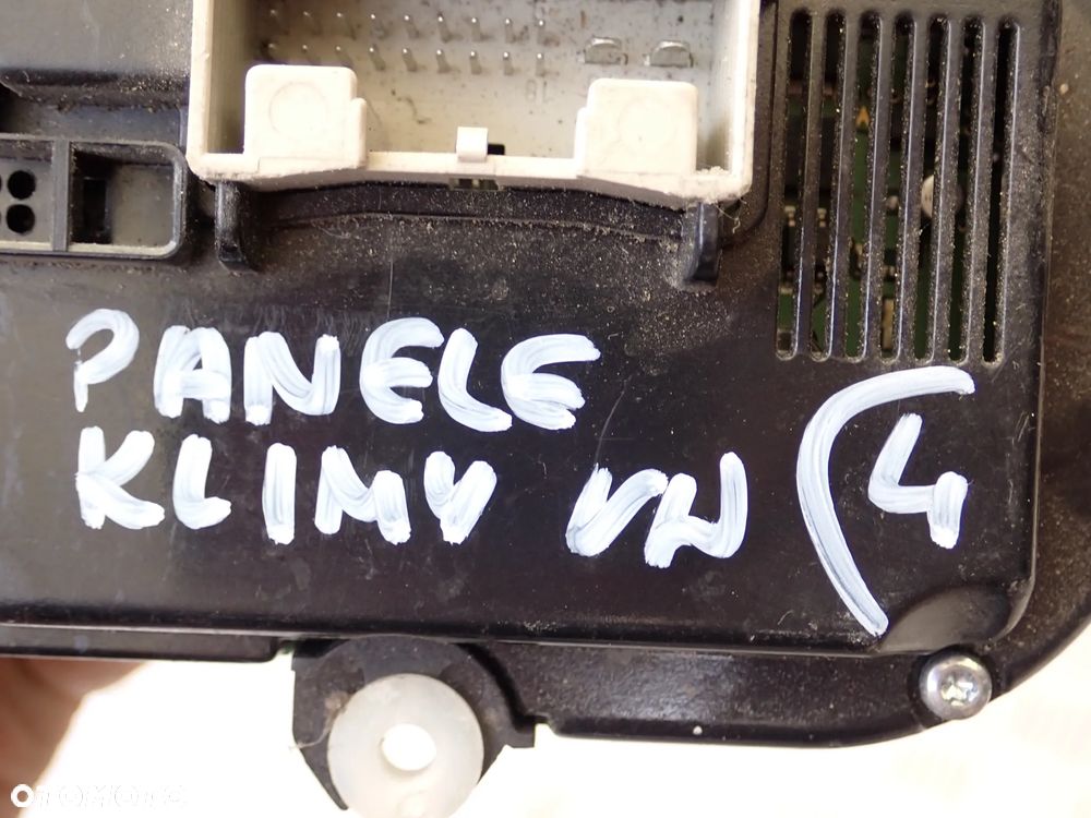 PANELE KLIMATYZACJI- 4D0820043Q, 5K0907044ES, 746-414-51, 8T1820043AA - 5