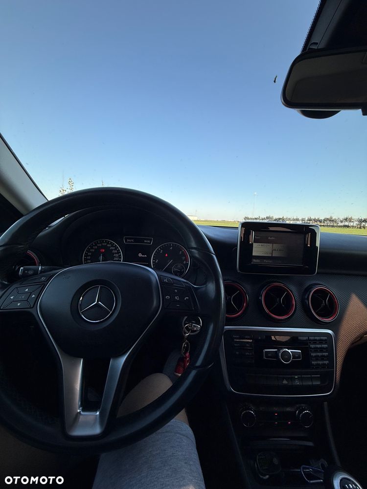 Mercedes-Benz Klasa A 160 d AMG Line - 12