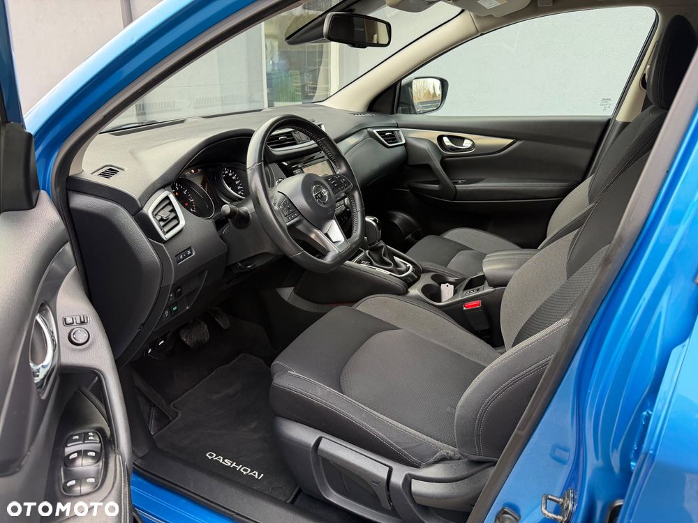 Nissan Qashqai 1.3 DIG-T N-Connecta DCT - 6