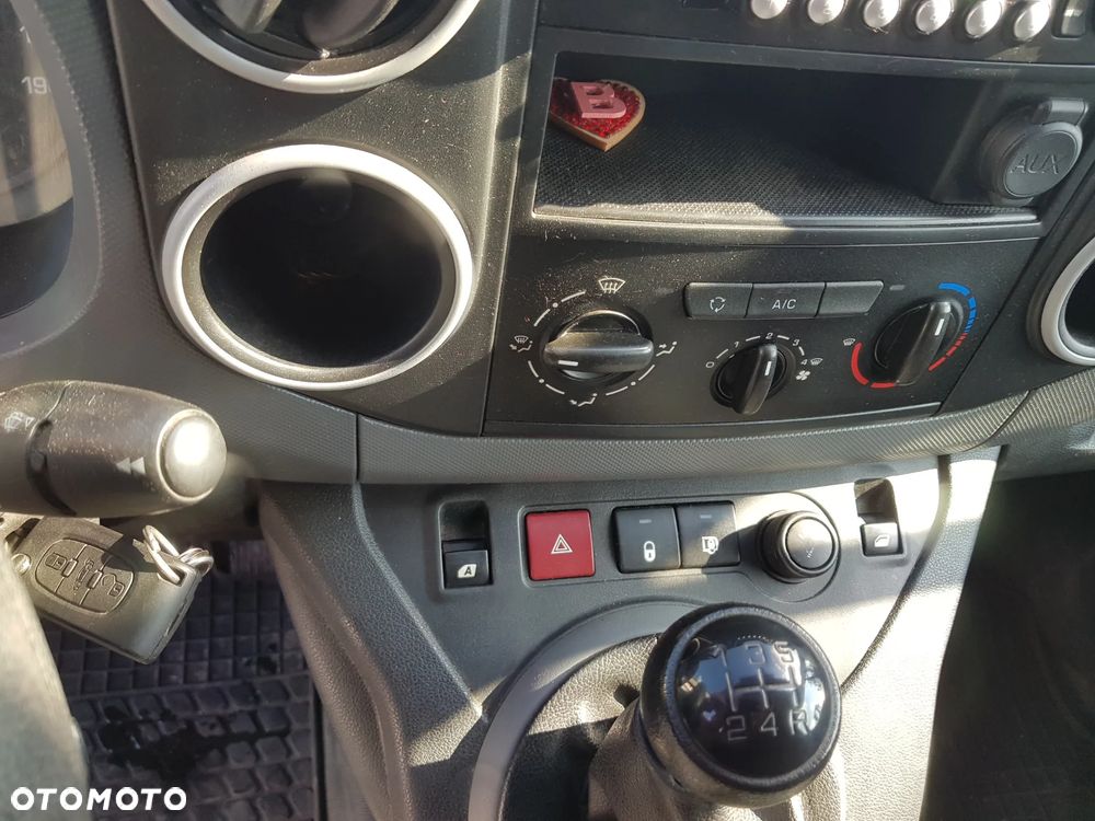 Citroën Berlingo 1.6 HDi Attraction - 23